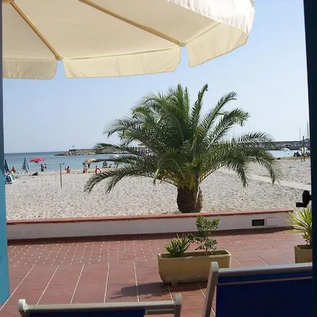 Casa Per Ferie Vel Mari 2*