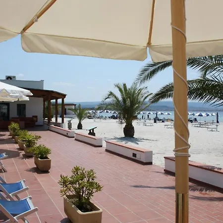 Casa Per Ferie Vel Mari Hotel 2*